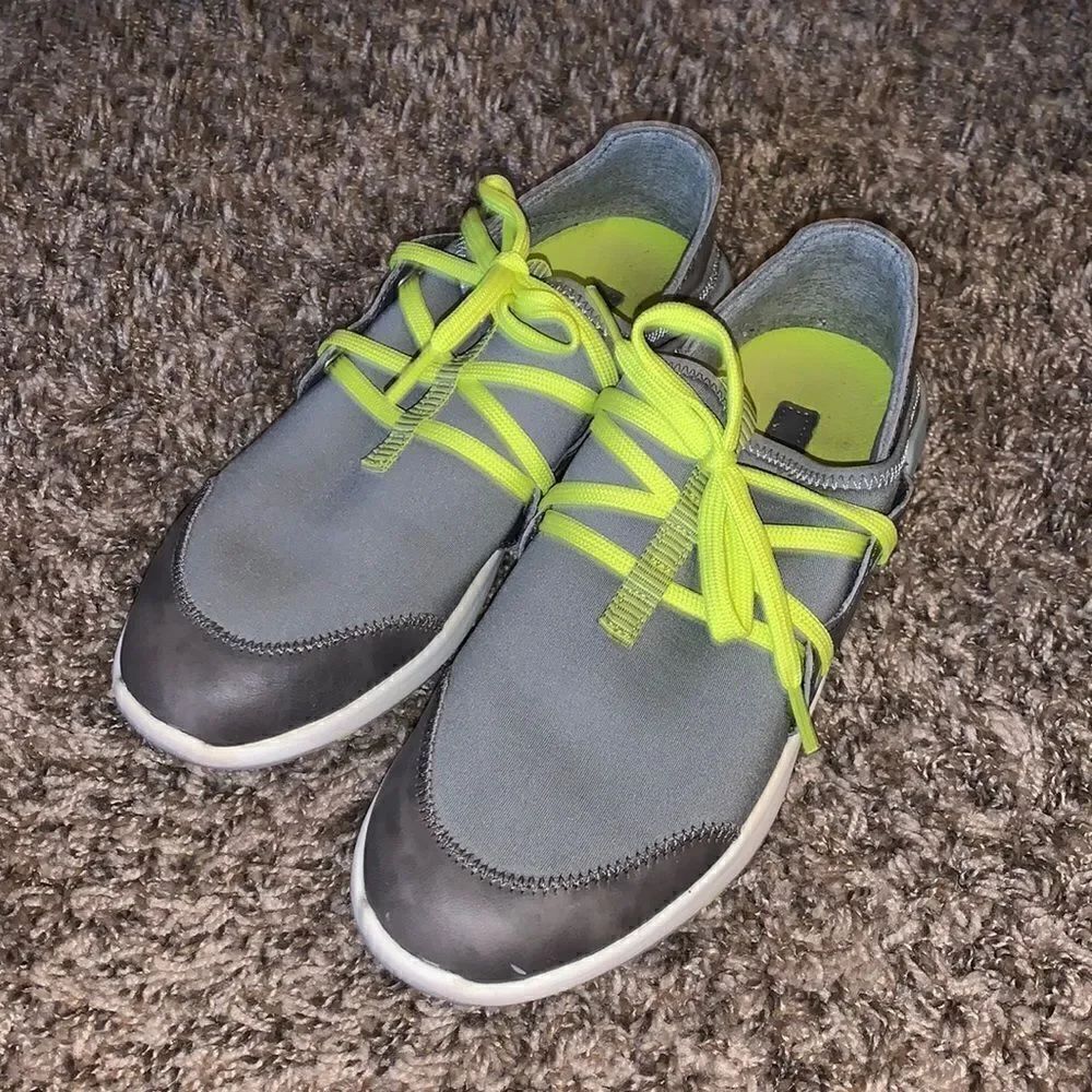 OluKai women’s sneakers, size 6.5.